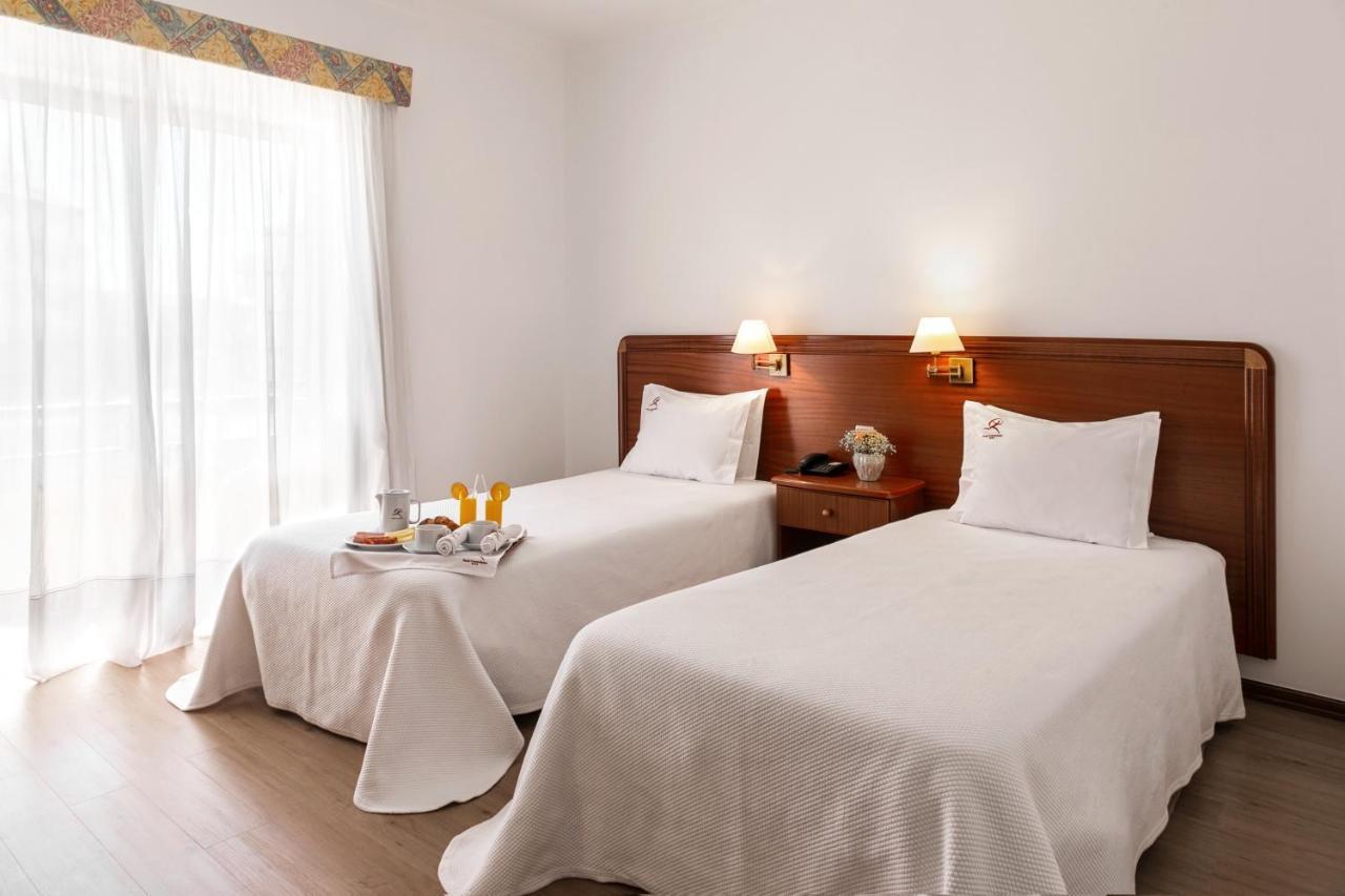 Hotel Comendador ボンバラル エクステリア 写真