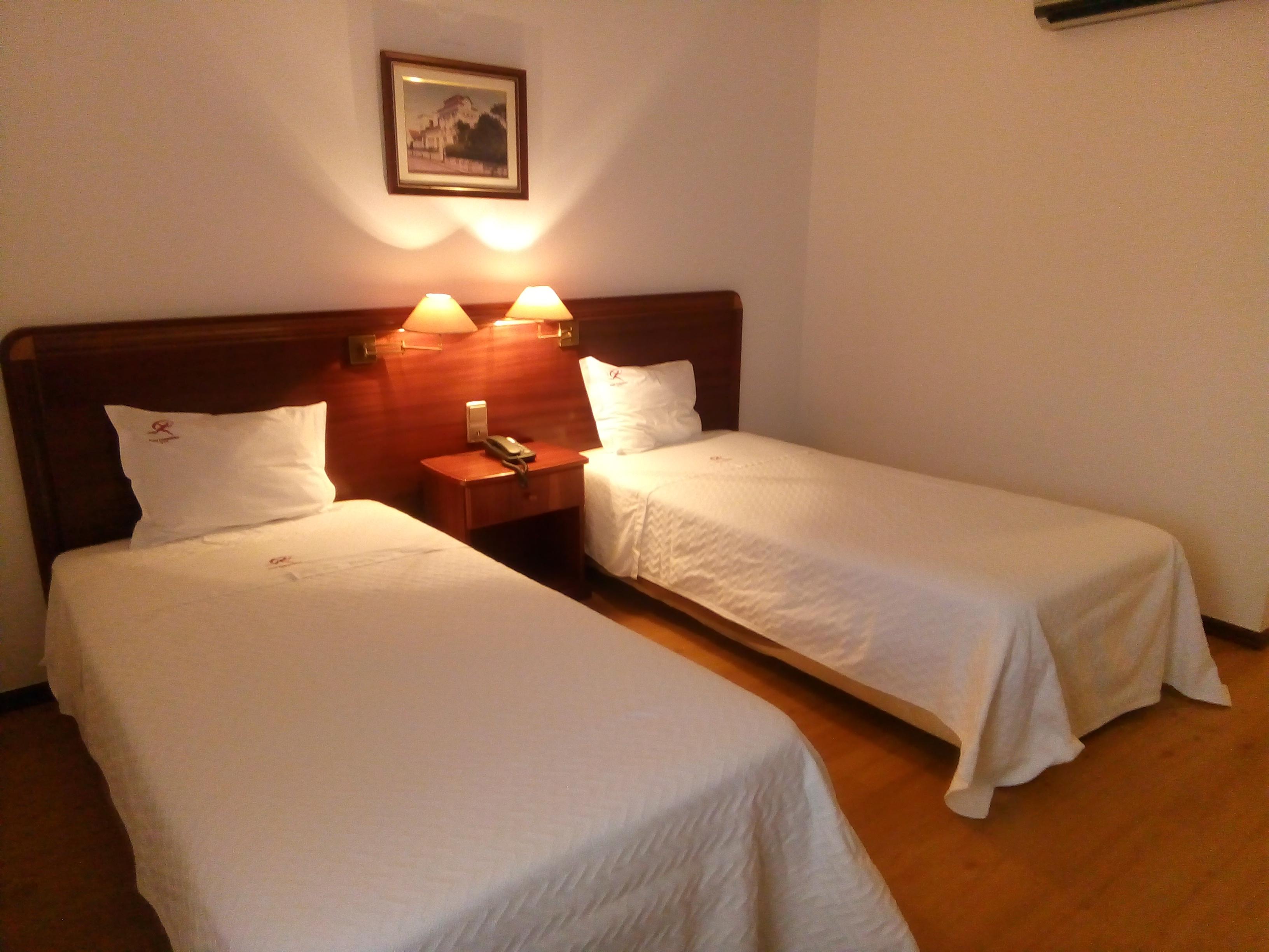 Hotel Comendador ボンバラル エクステリア 写真