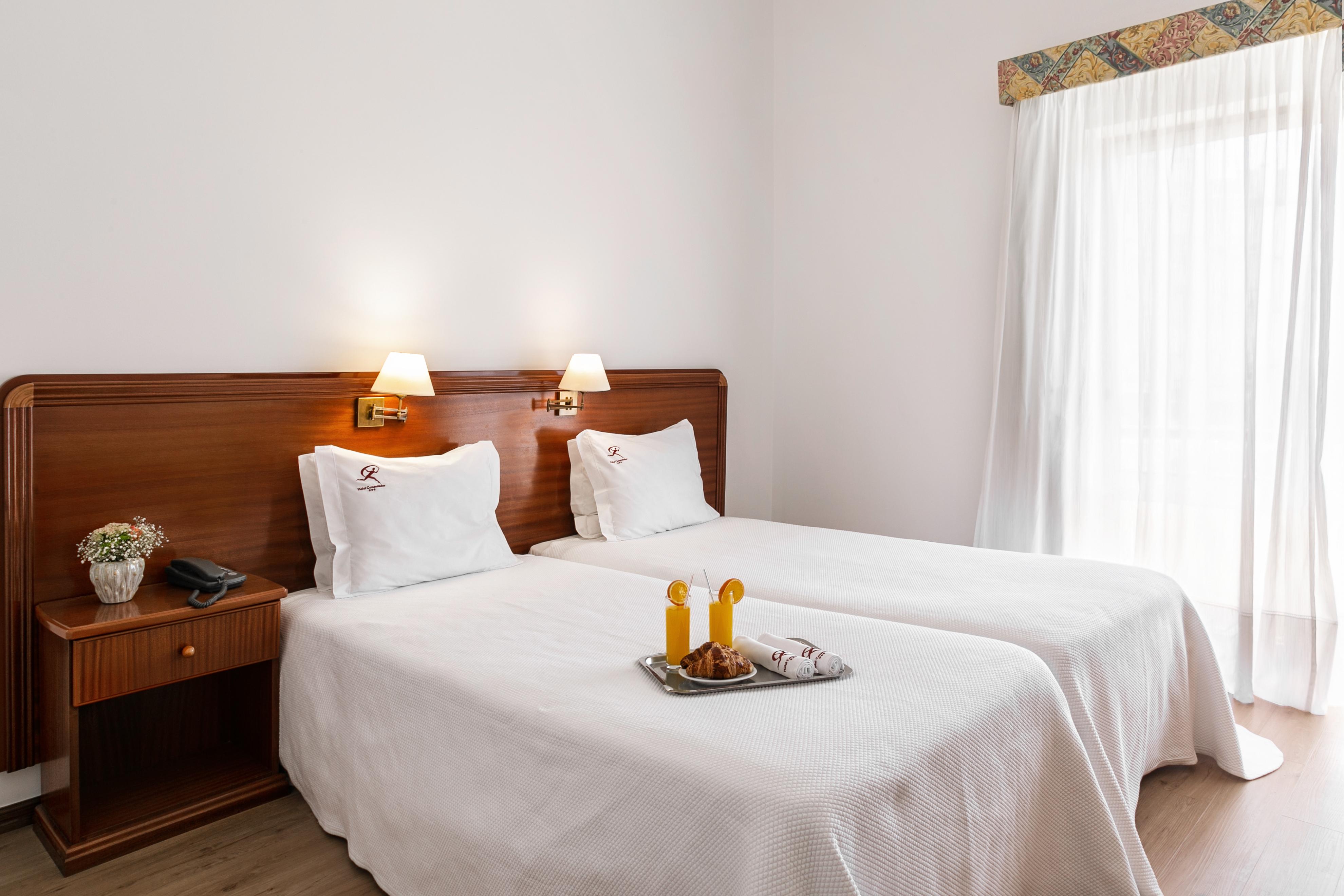 Hotel Comendador ボンバラル エクステリア 写真
