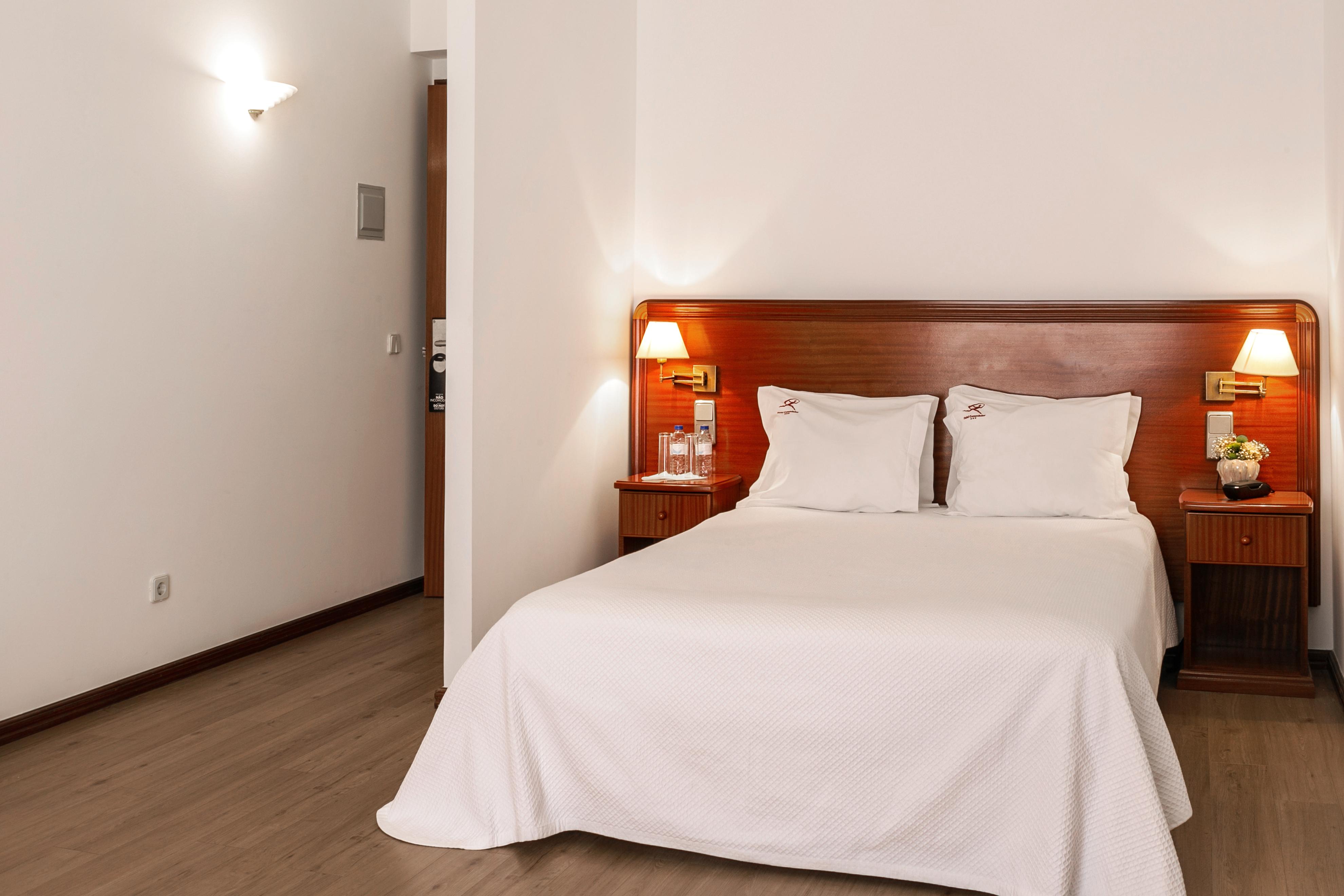 Hotel Comendador ボンバラル エクステリア 写真
